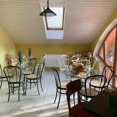 Rosenau 3* Rožňava